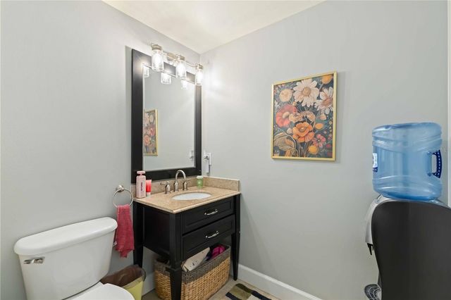 5601 BENTGRASS DRIVE 10-112, Sarasota, FL 34235