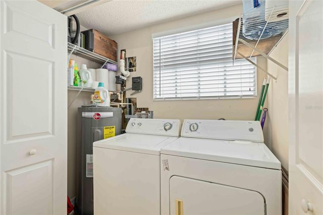 5601 BENTGRASS DRIVE 10-112, Sarasota, FL 34235