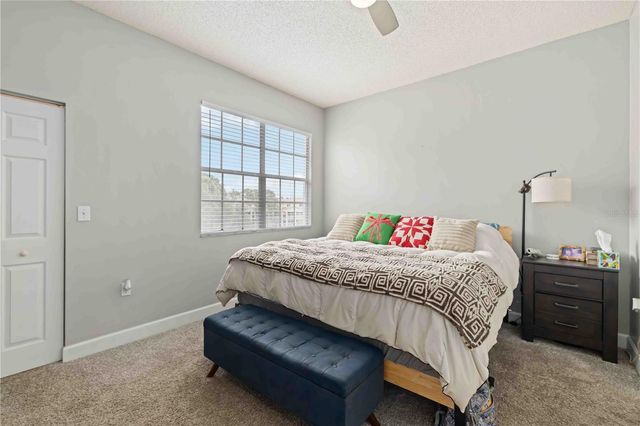 5601 BENTGRASS DRIVE 10-112, Sarasota, FL 34235