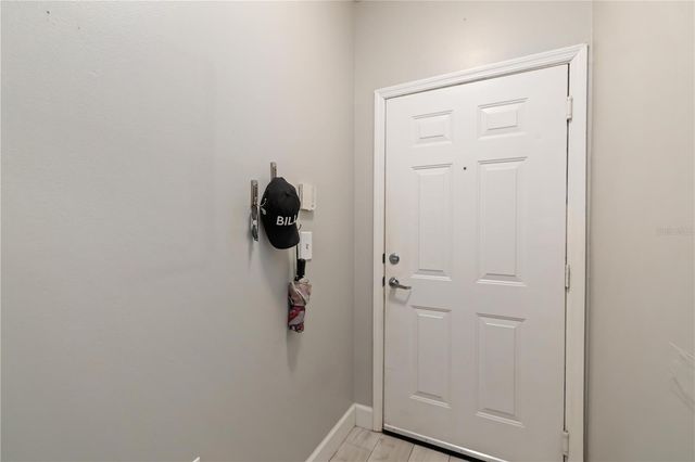 5601 BENTGRASS DRIVE 10-112, Sarasota, FL 34235