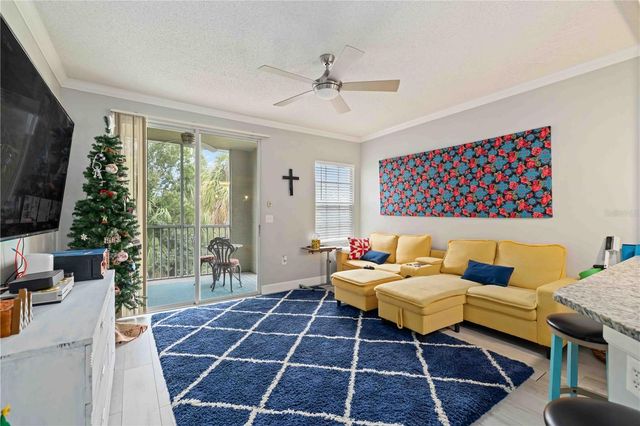 5601 BENTGRASS DRIVE 10-112, Sarasota, FL 34235