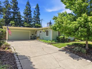 3701 Chamberlain Way, Carmichael, CA 95608