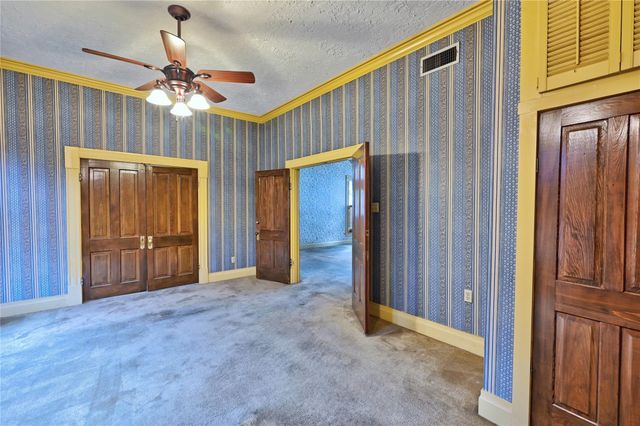 925 Heights Boulevard, Houston, TX 77008