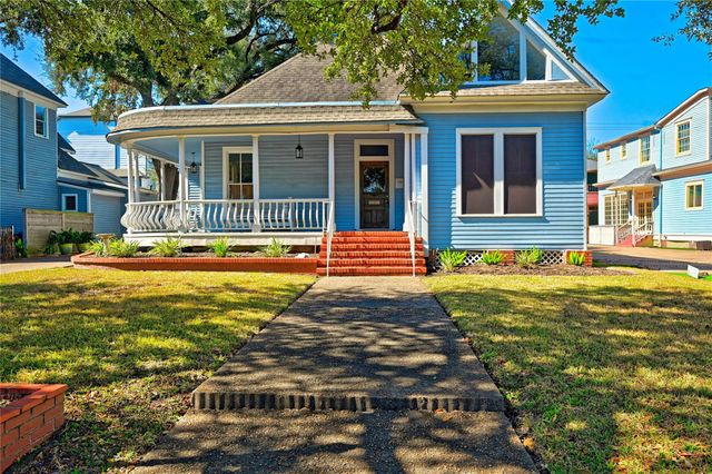 925 Heights Boulevard, Houston, TX 77008