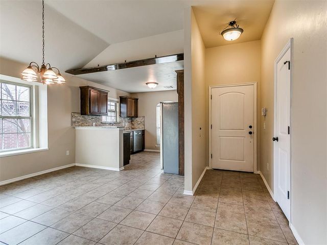 624 INVERLEITH Circle, Yukon, OK 73099