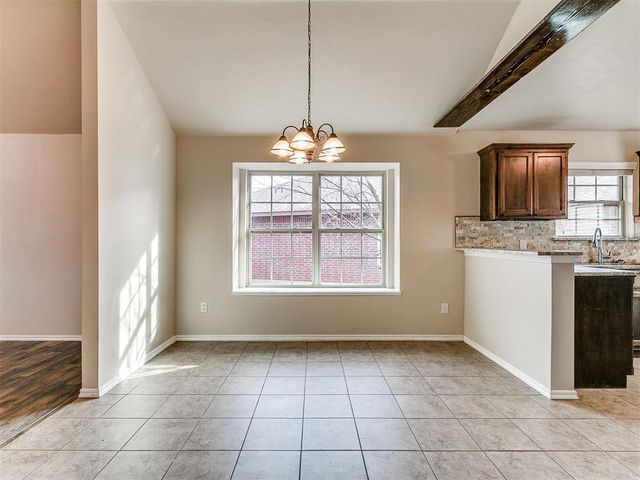 624 INVERLEITH Circle, Yukon, OK 73099