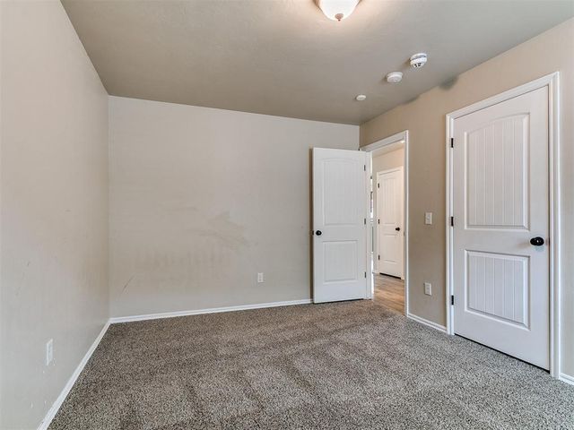 624 INVERLEITH Circle, Yukon, OK 73099