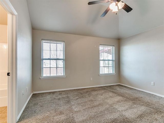 624 INVERLEITH Circle, Yukon, OK 73099