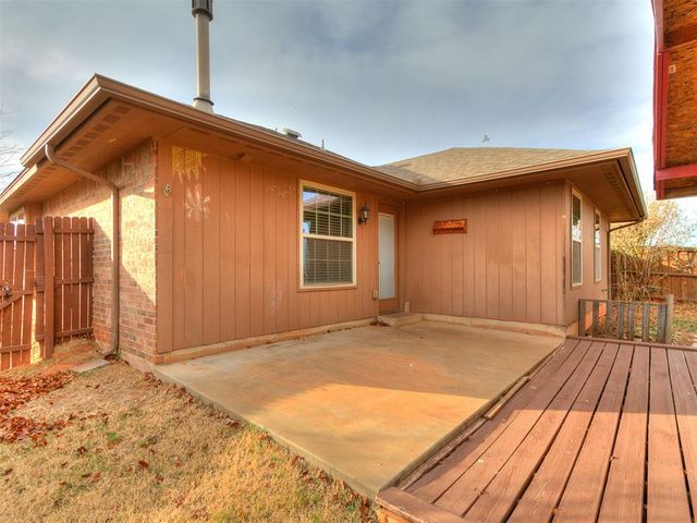 624 INVERLEITH Circle, Yukon, OK 73099