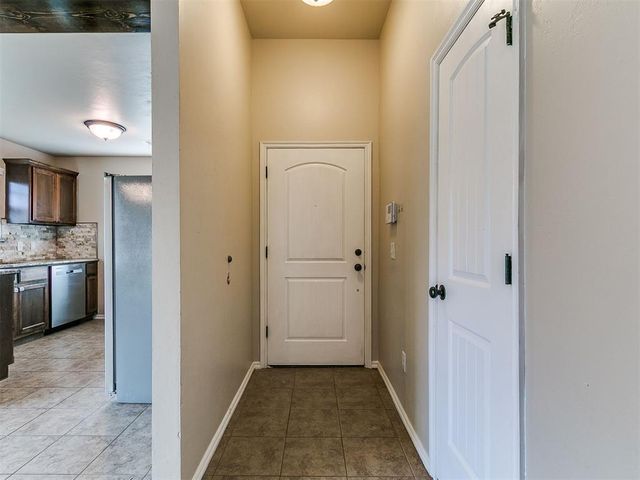 624 INVERLEITH Circle, Yukon, OK 73099