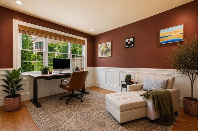 287 Langley 38, Newton, MA 02459