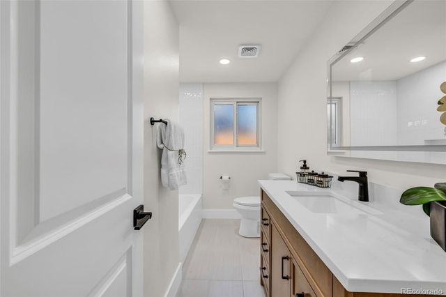 6942 W 68th Place, Arvada, CO 80003