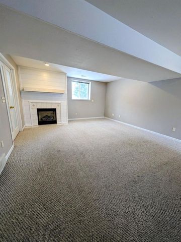 5601 ROCK RAPIDS DRIVE, Weston, WI 54476