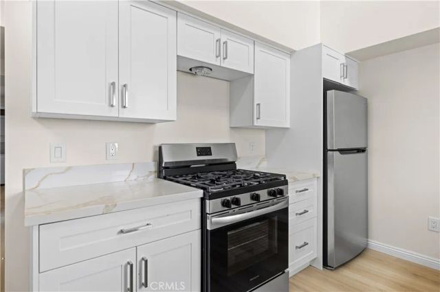 1818 S Norton Avenue 408, Los Angeles, CA 90018