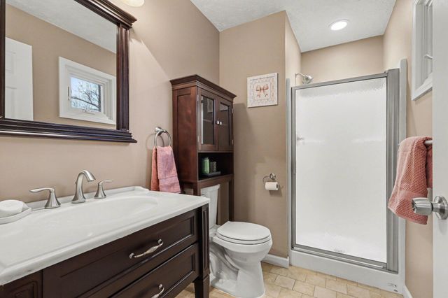 10466 N Riverview Drive, Cooper Twp, MI 49080