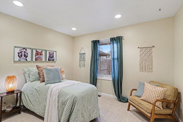 10466 N Riverview Drive, Cooper Twp, MI 49080