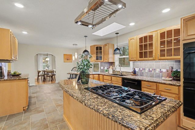 10466 N Riverview Drive, Cooper Twp, MI 49080