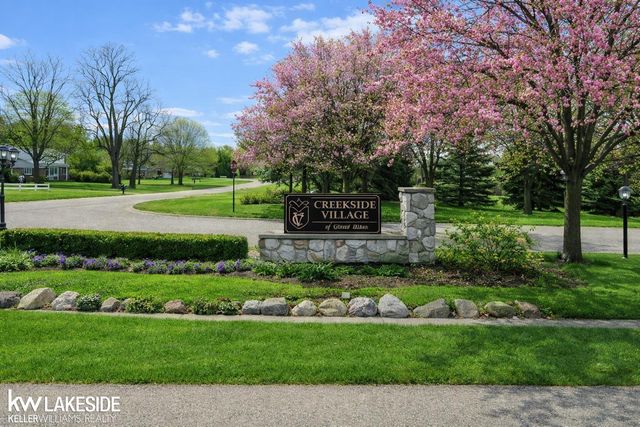 4181 London Court, Grand Blanc, MI 48439