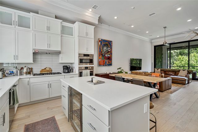 2157 Wenge Lane, Dallas, TX 75219