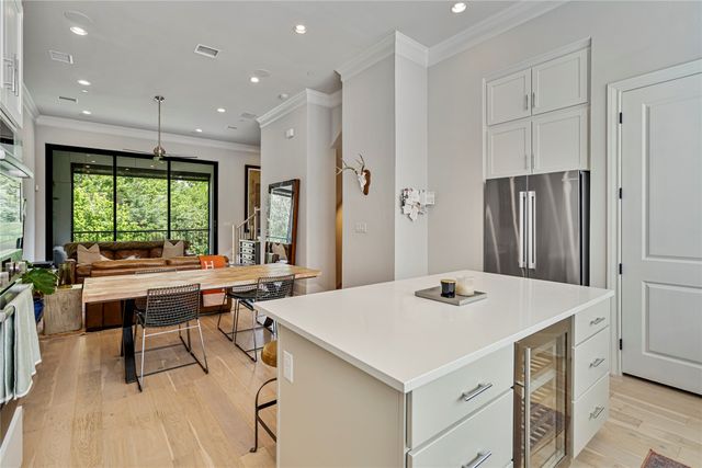 2157 Wenge Lane, Dallas, TX 75219