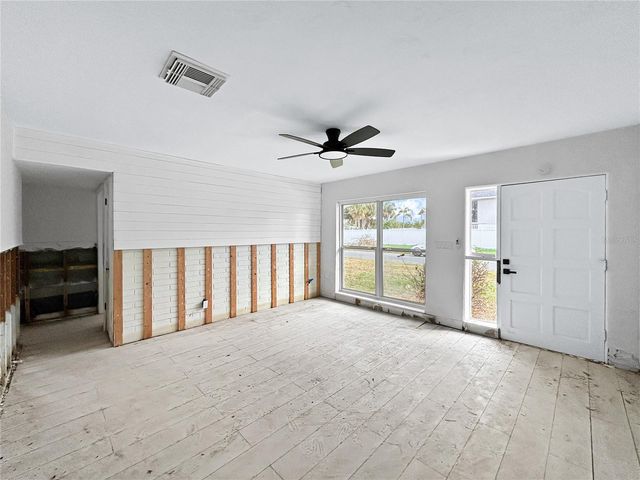 4701 CHANCELLOR STREET NE, St Petersburg, FL 33703