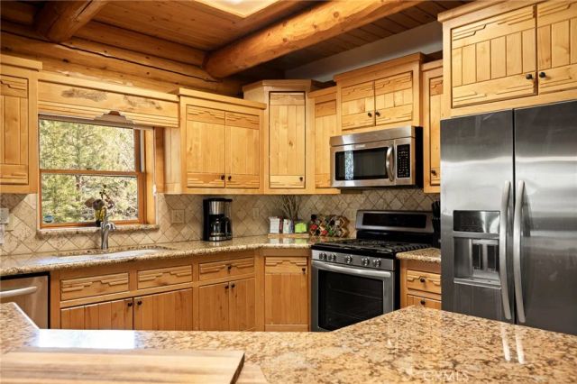 43629 Bow Canyon Drive, Big Bear Lake, CA 92315