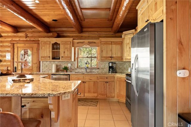 43629 Bow Canyon Drive, Big Bear Lake, CA 92315