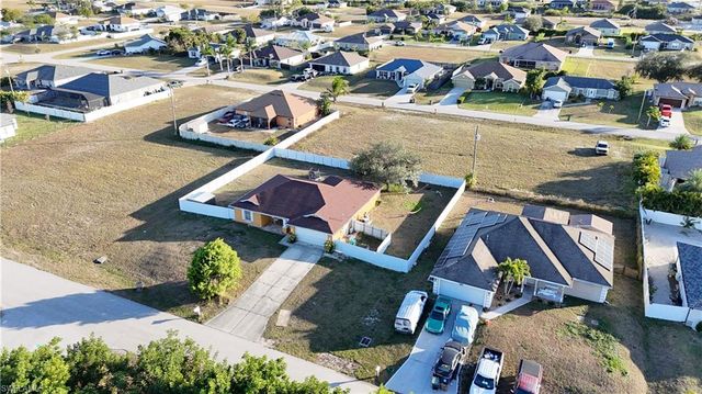 522 NW 21st TER, Cape Coral, FL 33993