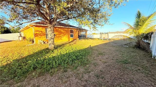 522 NW 21st TER, Cape Coral, FL 33993