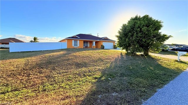 522 NW 21st TER, Cape Coral, FL 33993