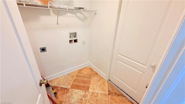 522 NW 21st TER, Cape Coral, FL 33993