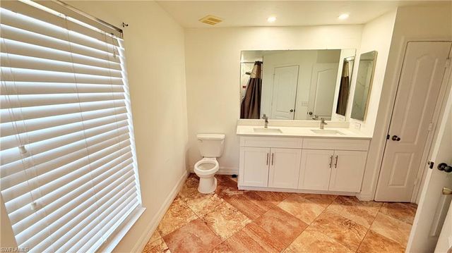 522 NW 21st TER, Cape Coral, FL 33993