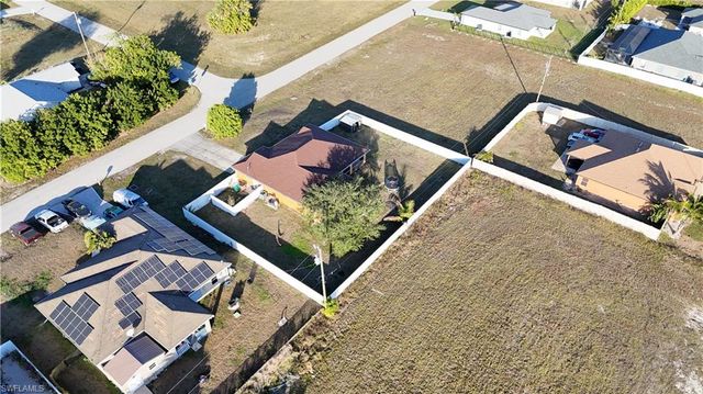 522 NW 21st TER, Cape Coral, FL 33993