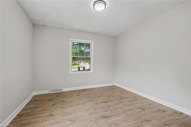 255 Pilotview Loop, Madison, NC 27025
