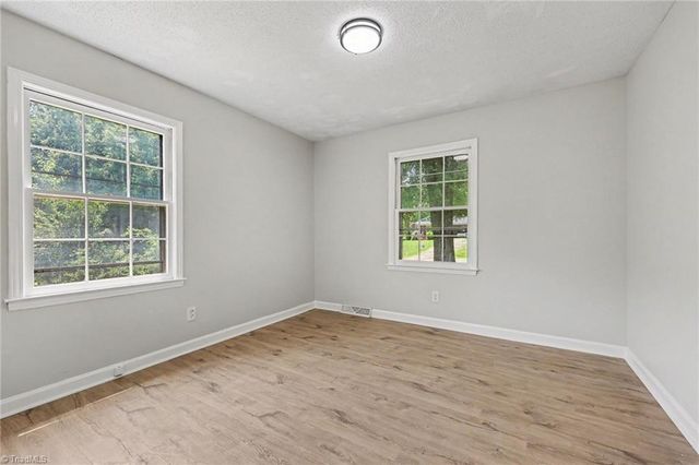 255 Pilotview Loop, Madison, NC 27025