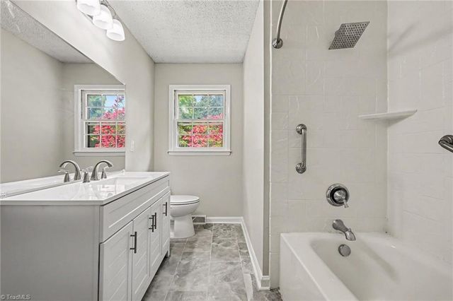 255 Pilotview Loop, Madison, NC 27025