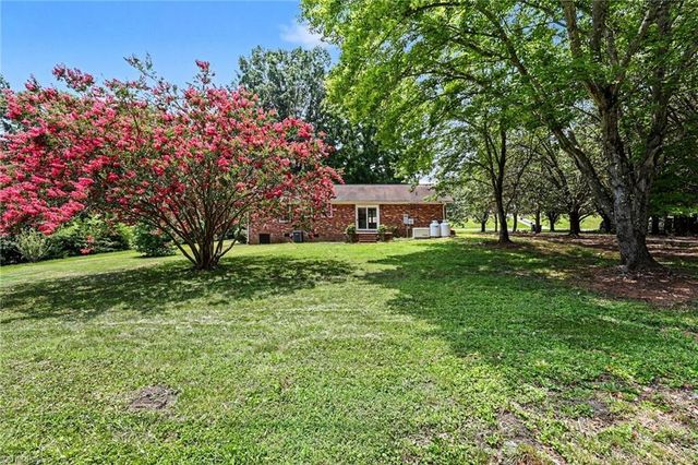 255 Pilotview Loop, Madison, NC 27025