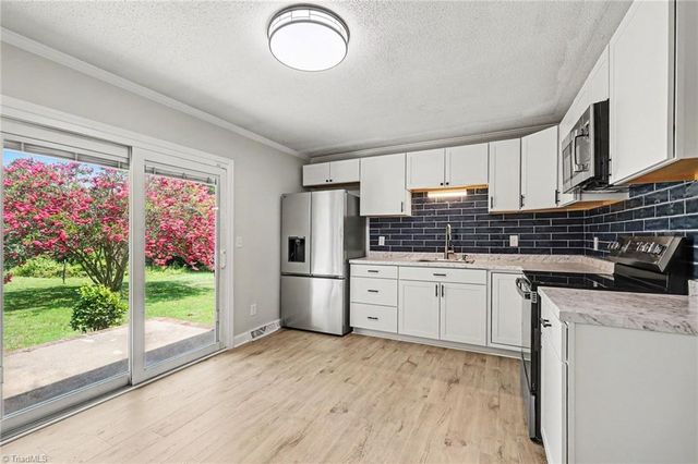 255 Pilotview Loop, Madison, NC 27025