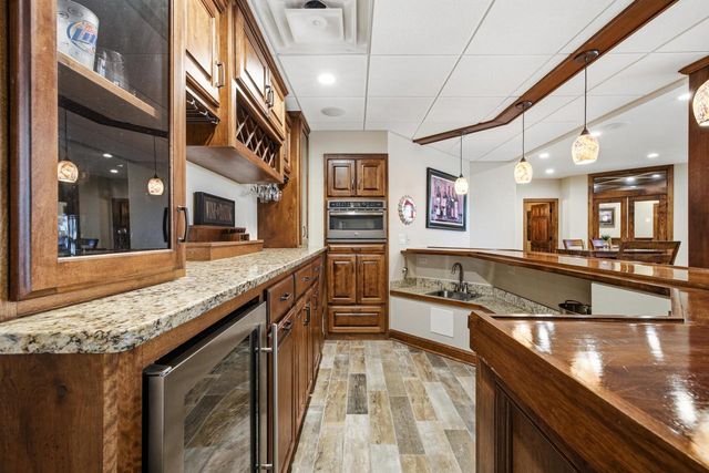 7306 S Stone Hedge DRIVE, Franklin, WI 53132