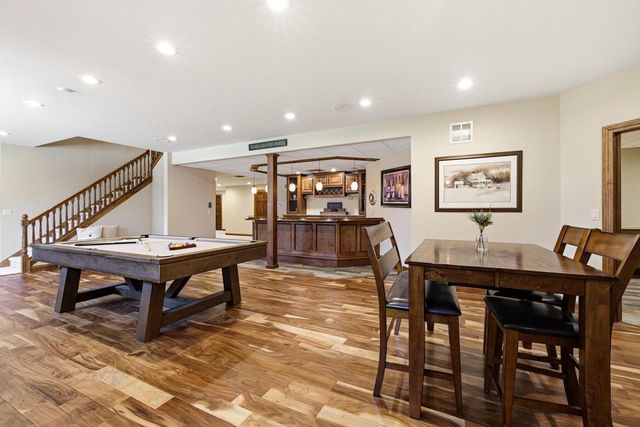 7306 S Stone Hedge DRIVE, Franklin, WI 53132