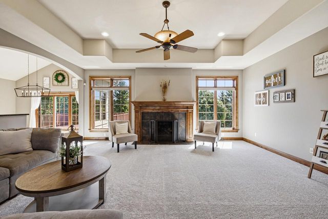 7306 S Stone Hedge DRIVE, Franklin, WI 53132