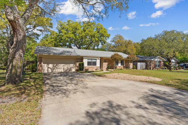 665 Saint Lucia Cove, Niceville, FL 32578