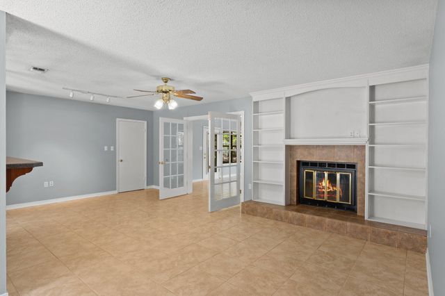 665 Saint Lucia Cove, Niceville, FL 32578
