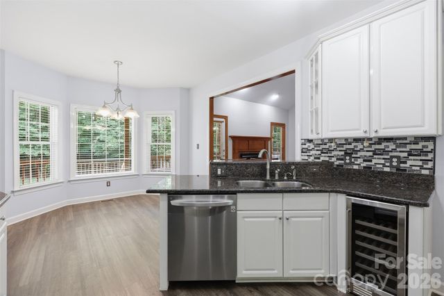 2230 Wedgewood Drive, Matthews, NC 28104