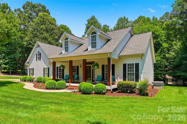 2230 Wedgewood Drive, Matthews, NC 28104