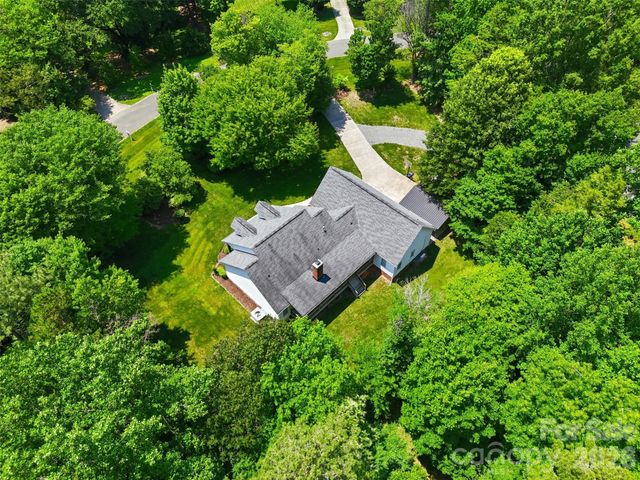 2230 Wedgewood Drive, Matthews, NC 28104