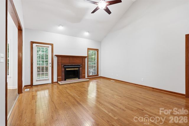 2230 Wedgewood Drive, Matthews, NC 28104