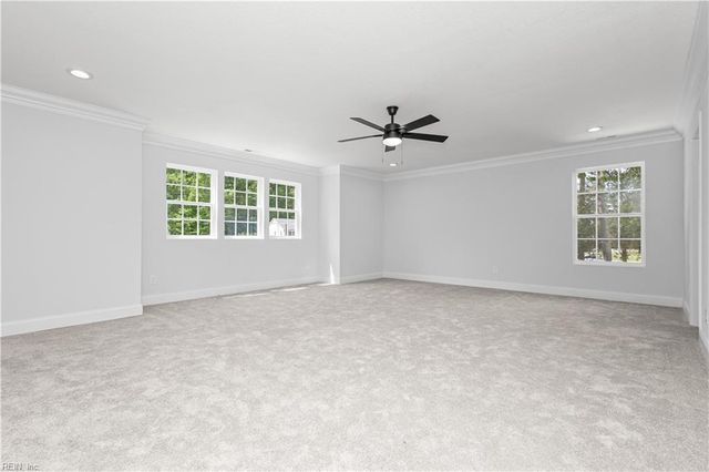 307 Smithfield BLVD, Smithfield, VA 23430