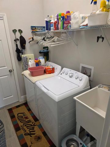 125 W 6TH STREET, Chuluota, FL 32766