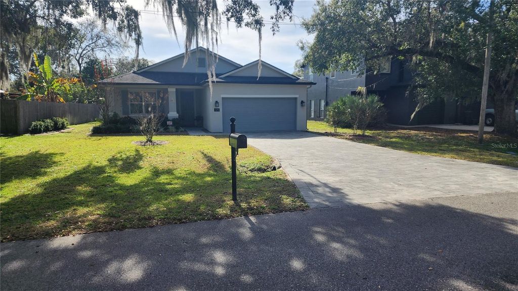 125 W 6TH STREET, Chuluota, FL 32766